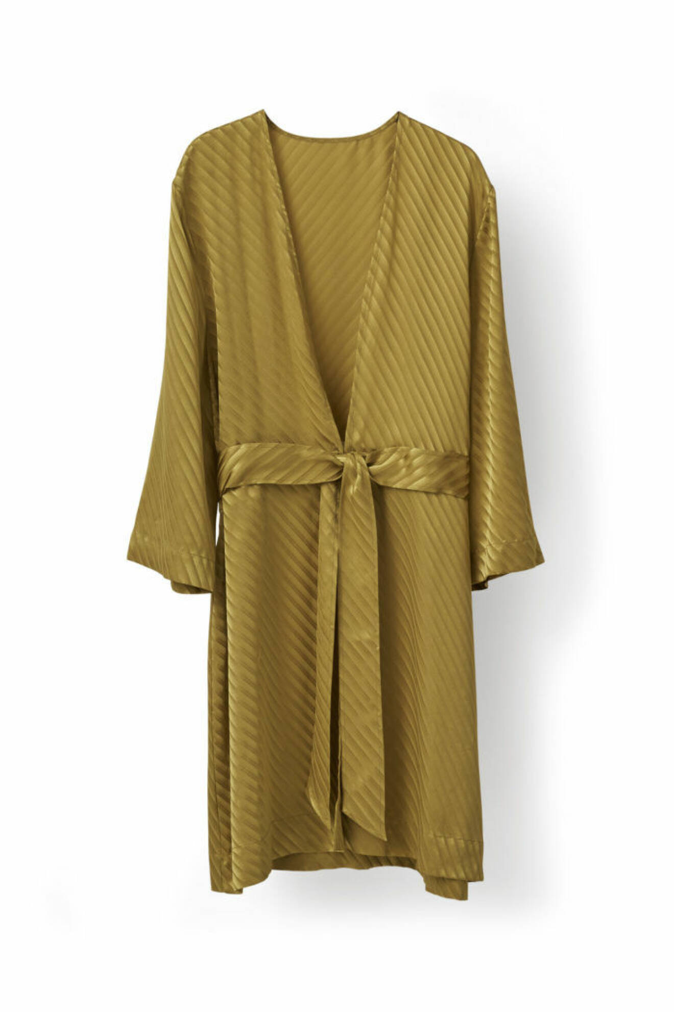 minimalistisk-kimono-ganni