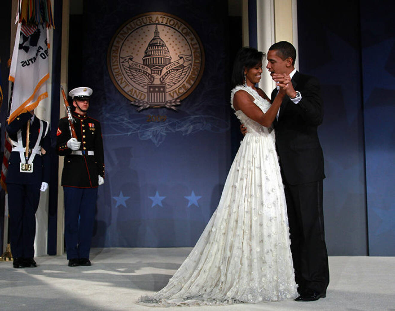 US President Barack Obama and First Lady Michelle Obama attend the MTV & ServiceNation: Live From The Youth Inaugural Ball at the Hilton Washington. President Barack Obama was sworn in as the 44th President of the United States today, becoming the first African-American to be elected President of the US. /// Barack Obama and Michelle Obama dance on stage during MTV & ServiceNation: Live From The Youth Inaugural Ball