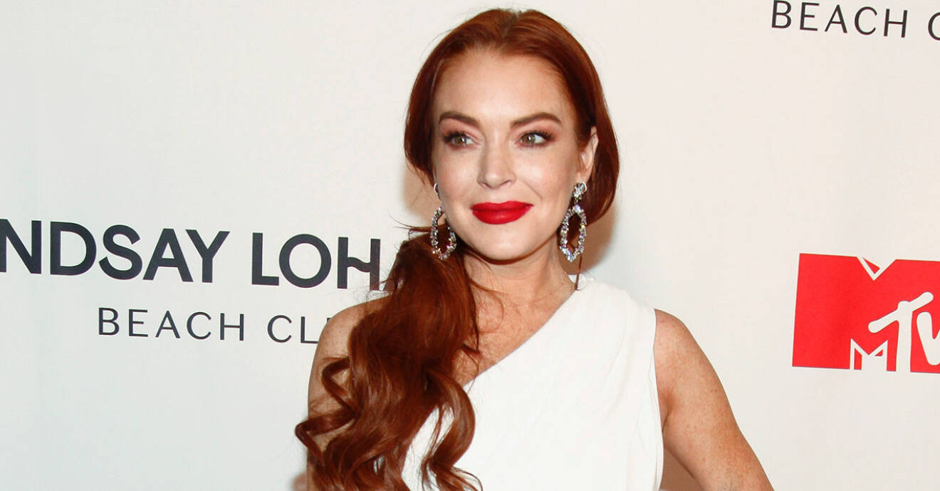 Därför stäms Lindsay Lohan på flera miljoner kronor