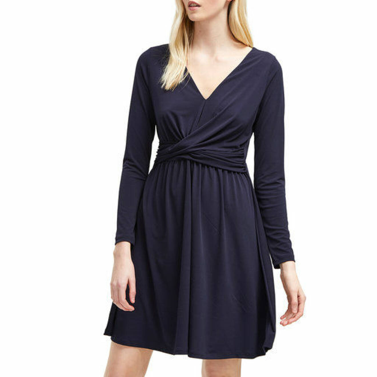 En bild på klänningen French Connection – Alexia Crepe Jersey Dress som finns att köpa på Åhléns.