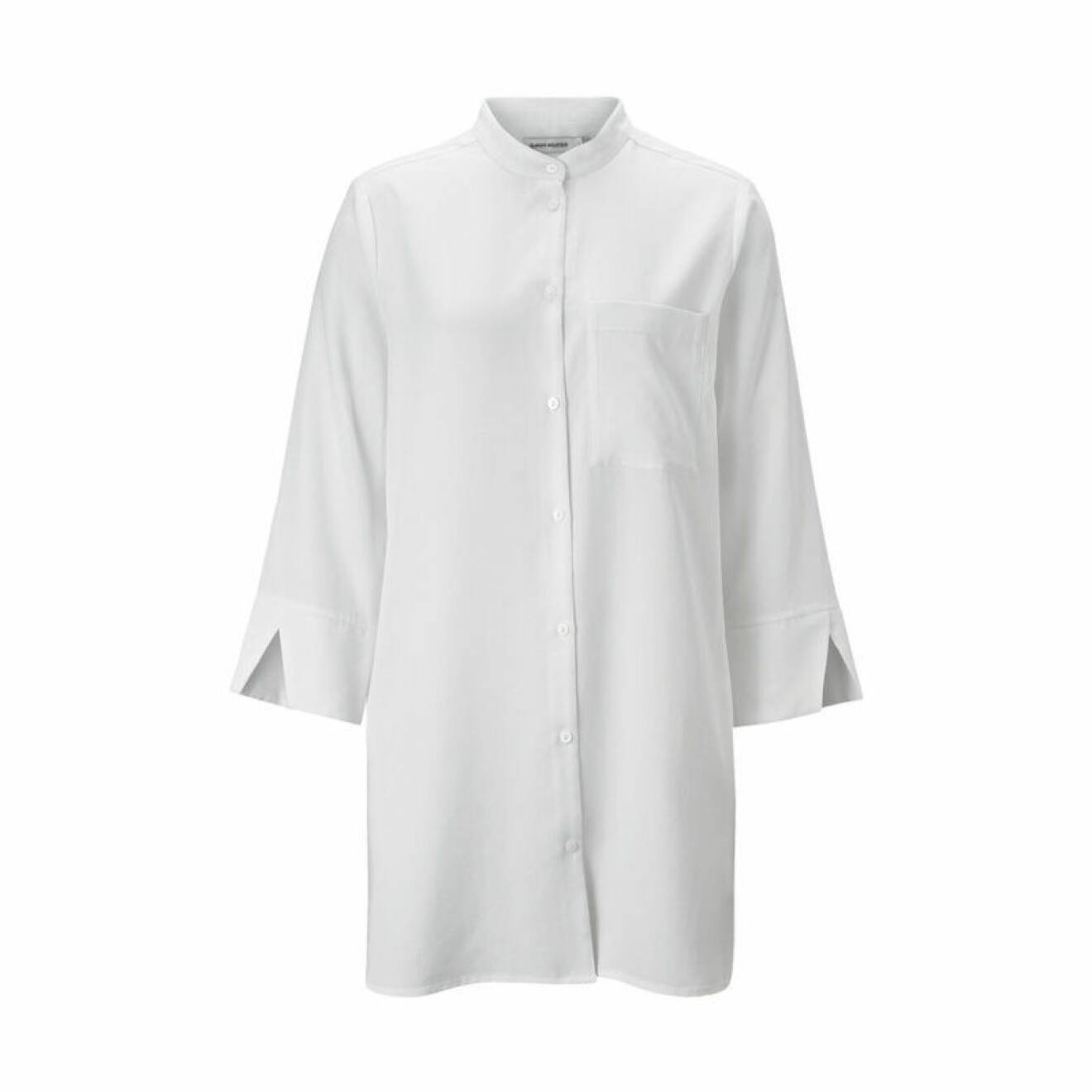 Lång vit skjorta