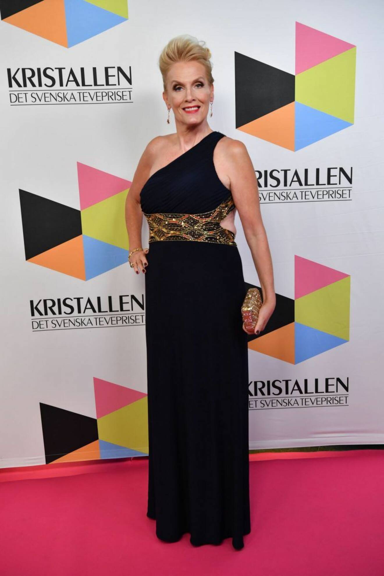 Gunilla Persson på röda mattan på Kristallen 2019