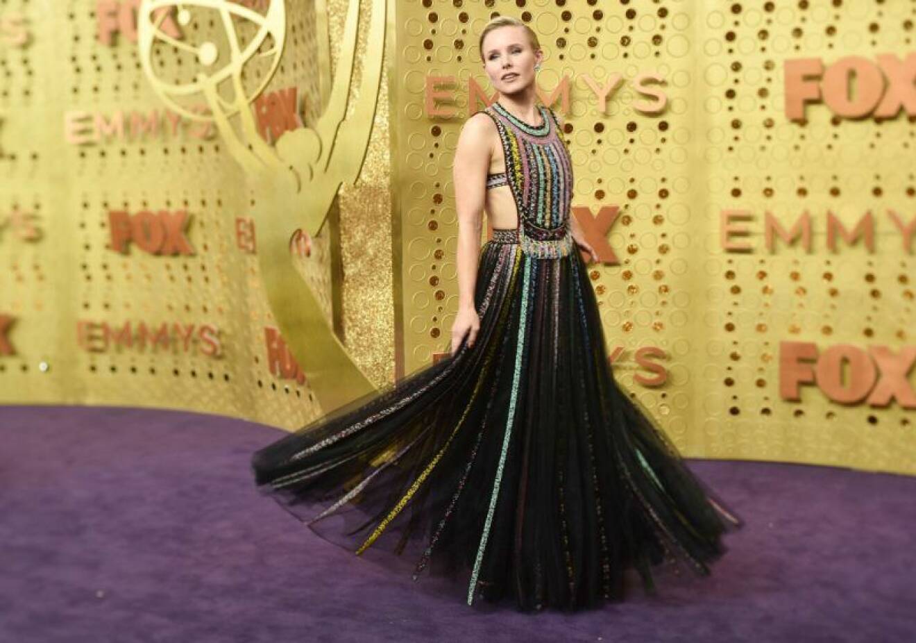 Kristen Bell på röda mattan på Emmy Awards 2019