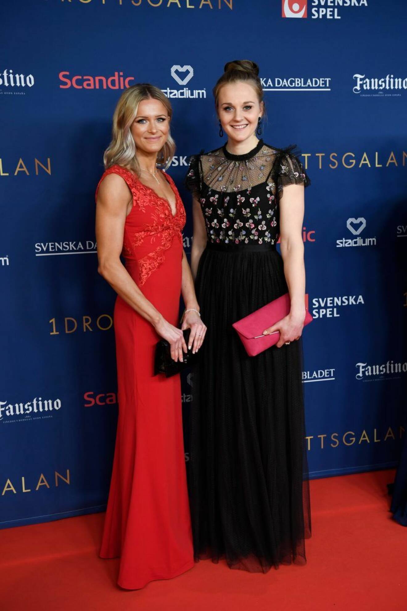 Frida Karlsson och Stina Nilsson på röda mattan på Idrottsgalan 2020