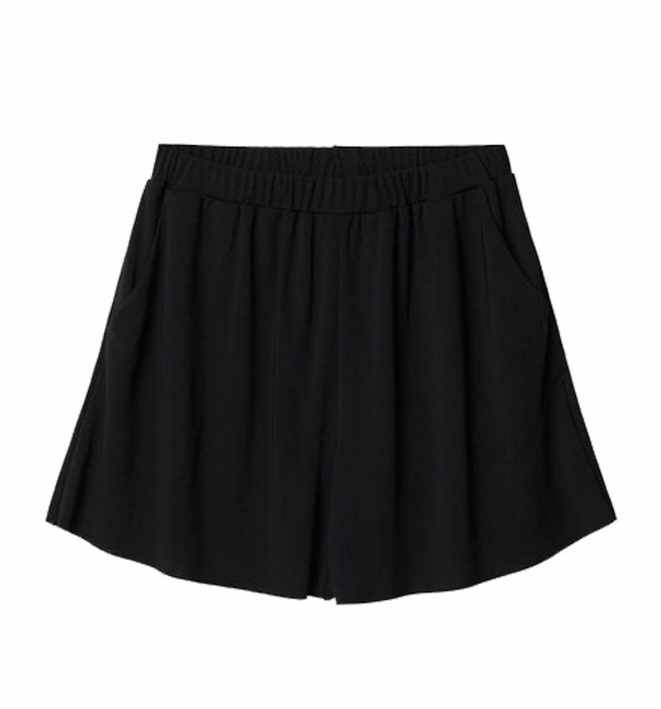svarta loosefit-shorts