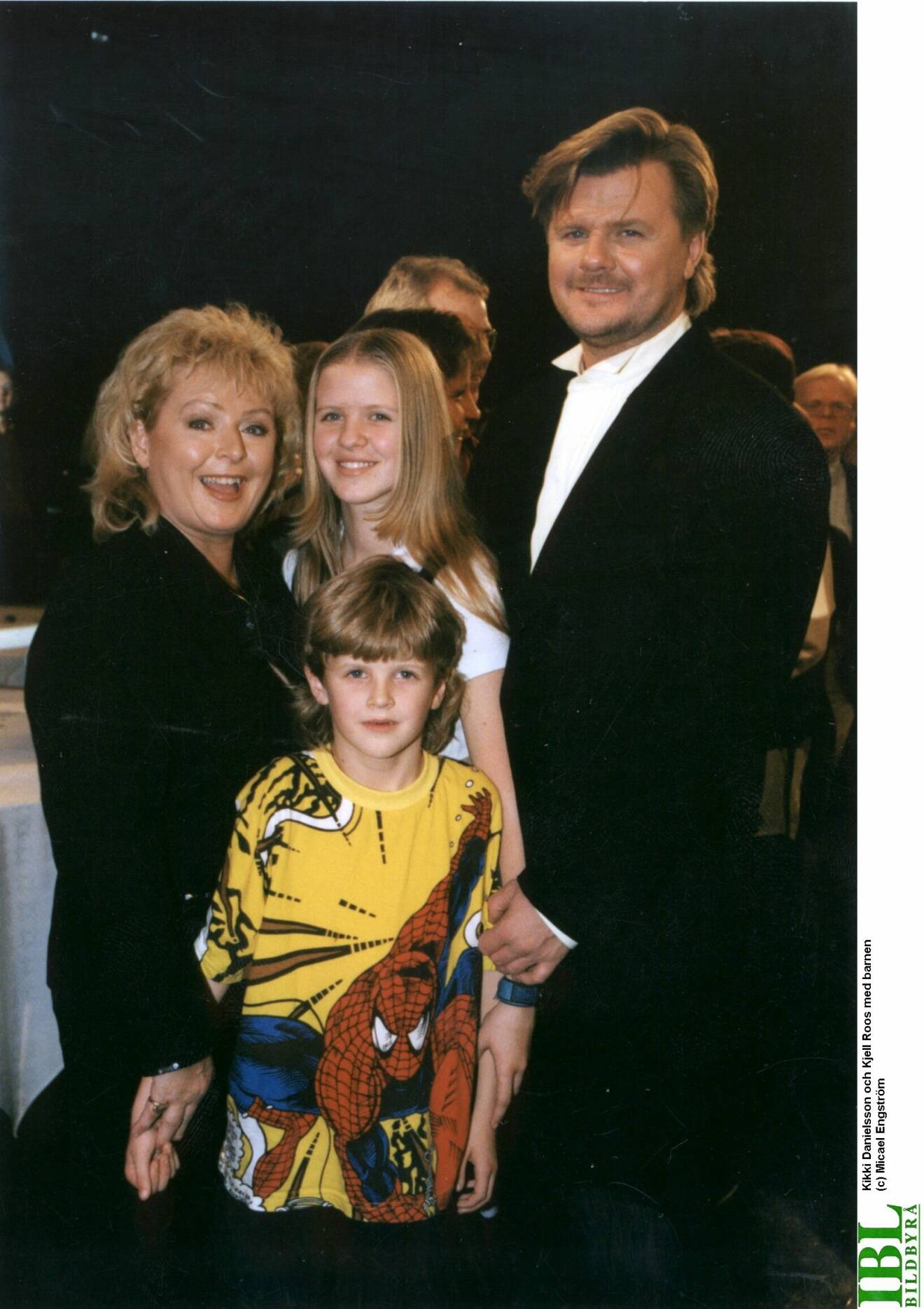 Kikki Danielsson med Kjell Roos och barnen på 90-talet.
