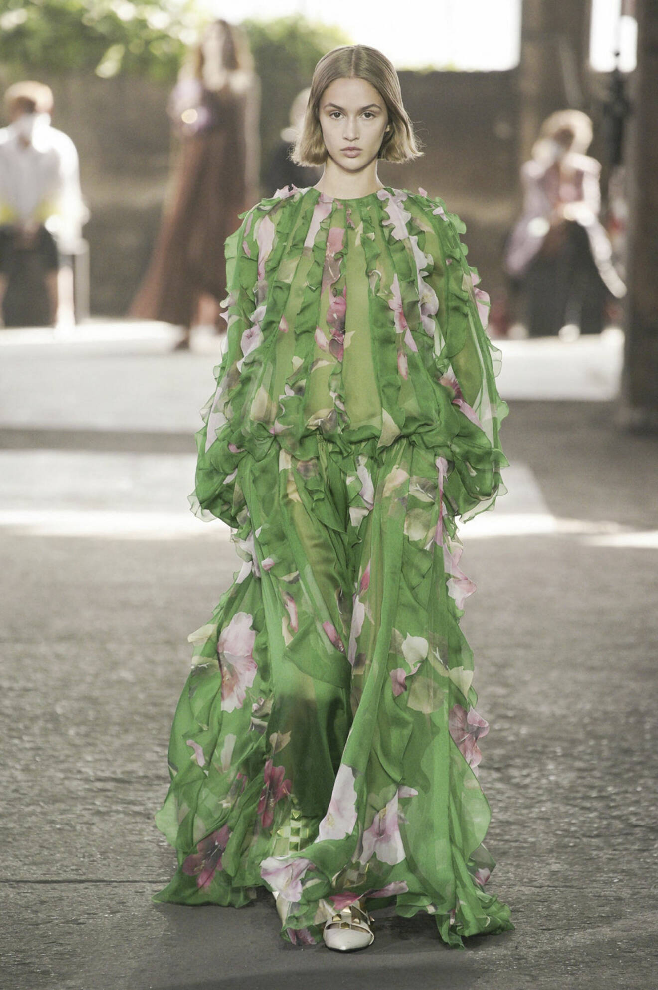 Valentino Grön klänning med blommiga detaljer