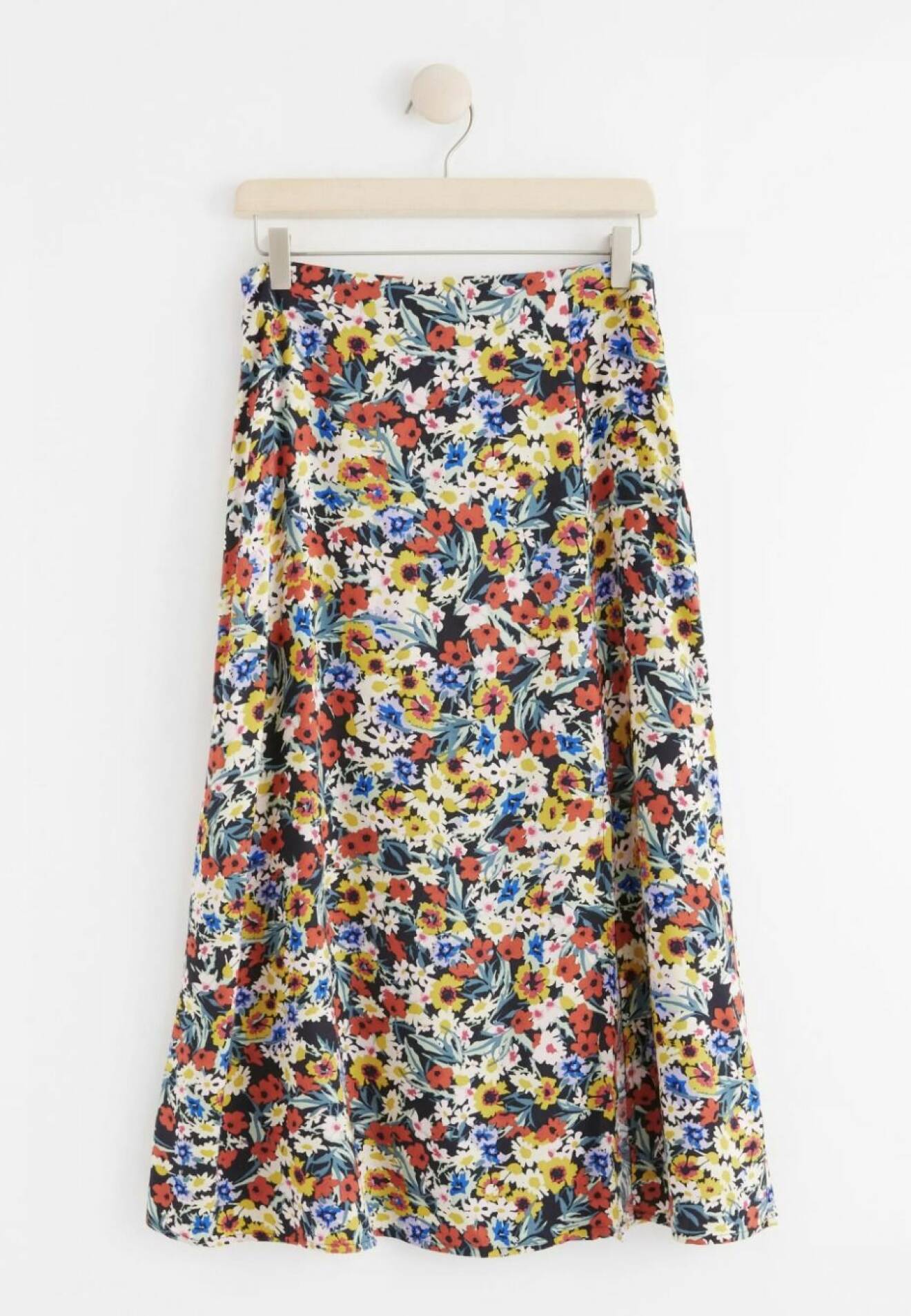 Blommig kjol från Lindex