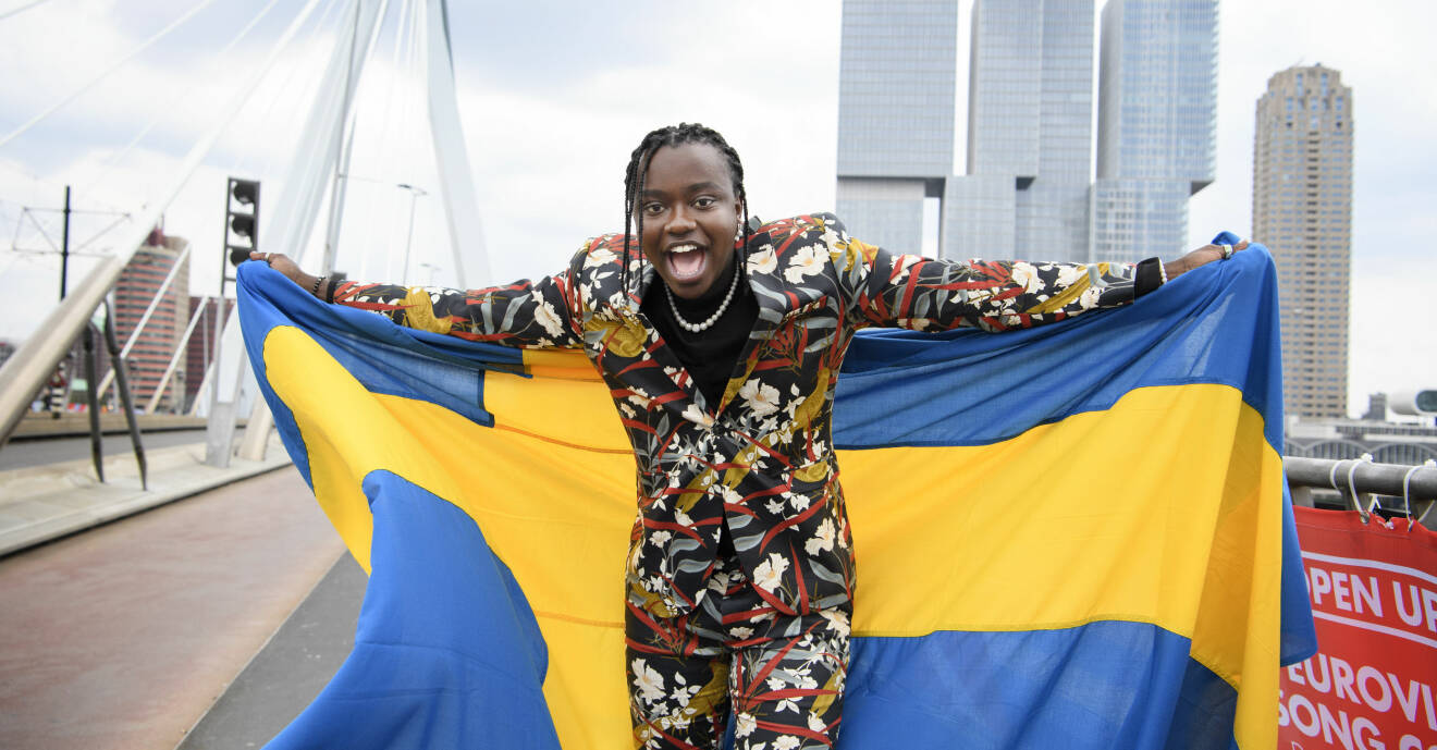 Tusse i Rotterdam med svensk flagga.