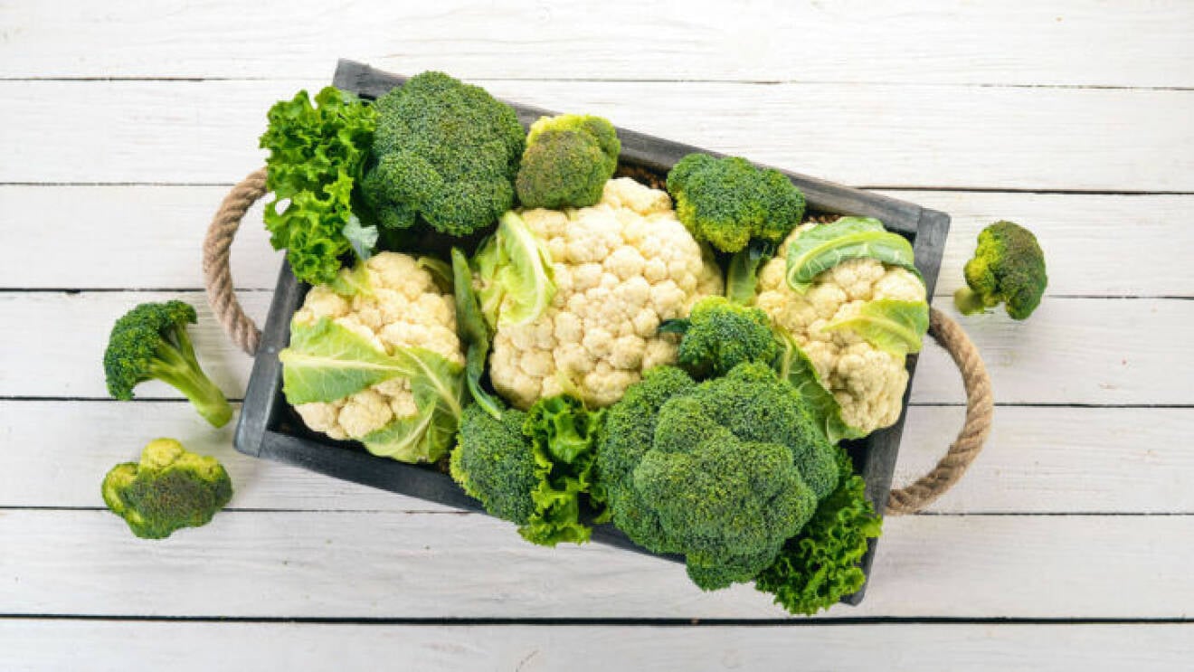 Broccoli äter du bäst rå. 