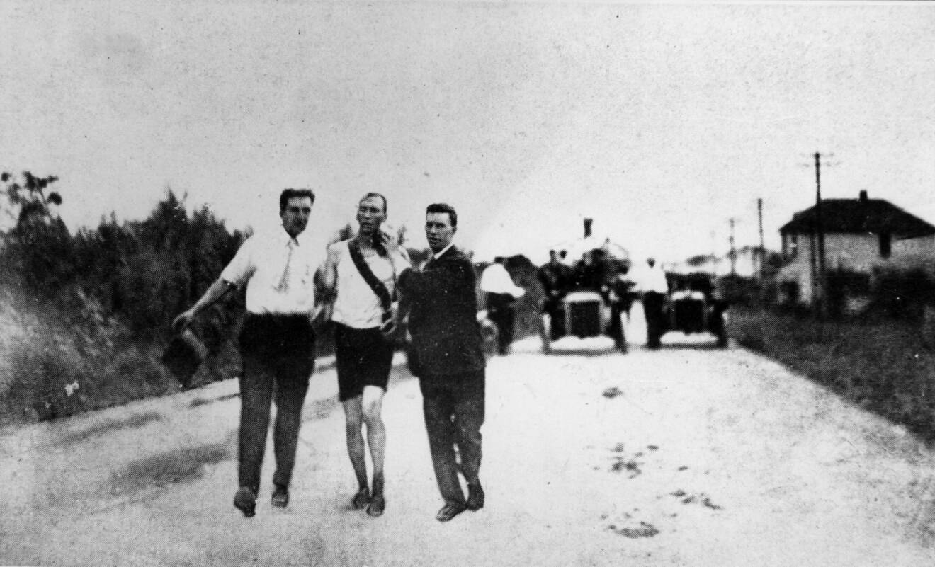 Thomas Hicks vann OS-guld i maraton 1904.