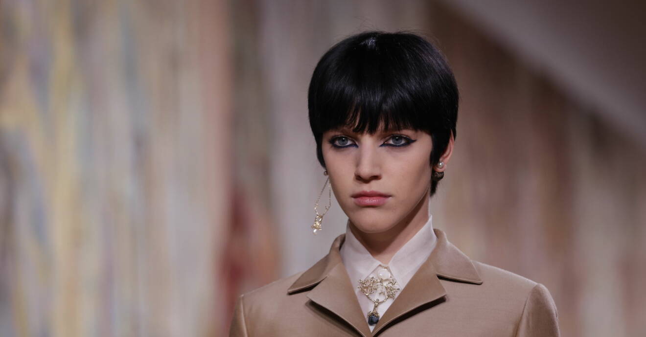 lång trendig lugg på Diors höstvisning