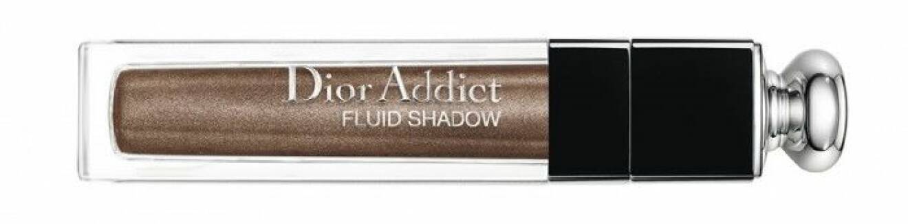 Dior Addict Fluid Shadow i Universe från Dior är som flytande metall som lägger sig över locken med otrolig hållbarhet. Ca 345 kr.  