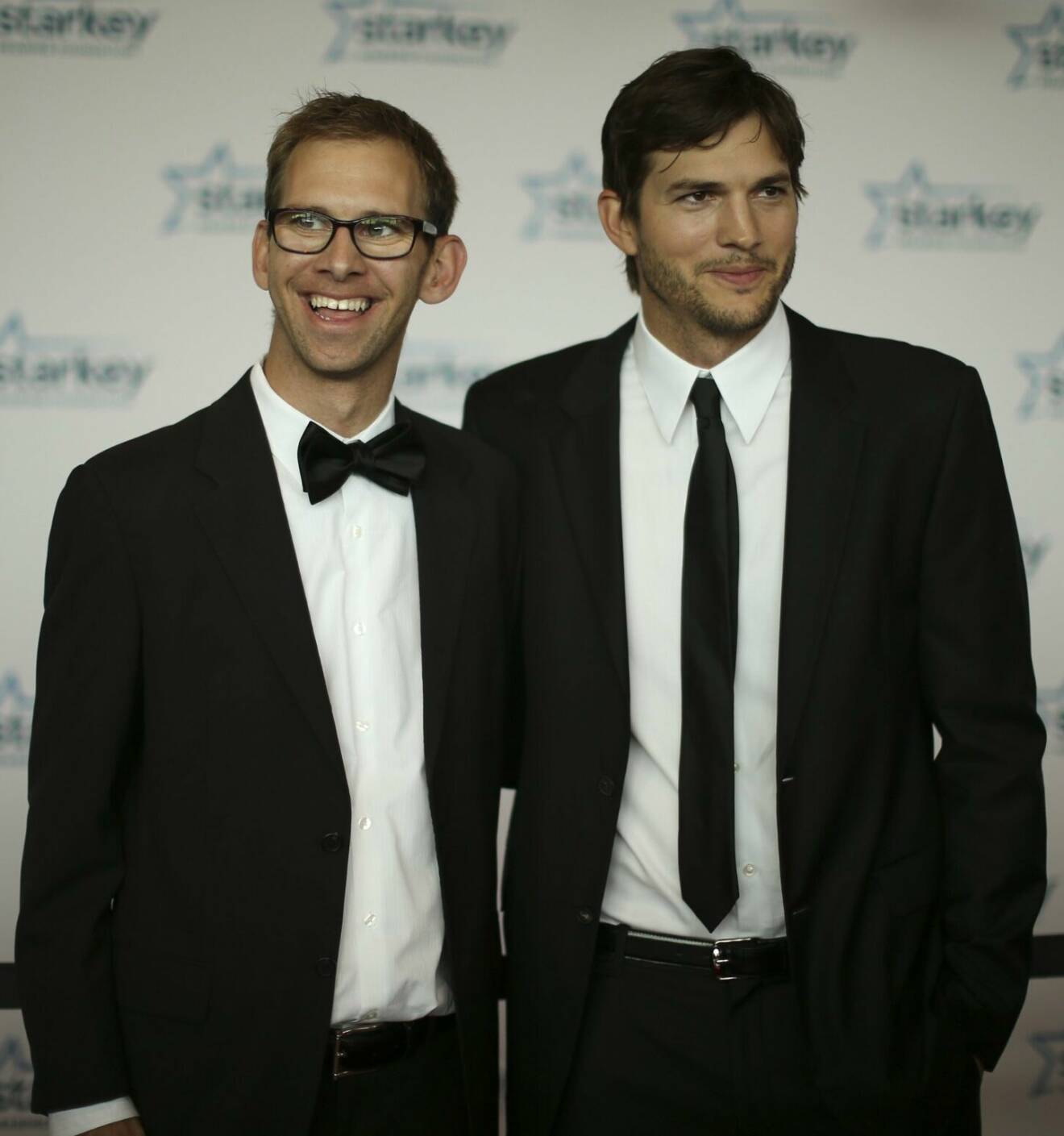 Fr.v. Michael Kutcher och Ashton Kutcher.