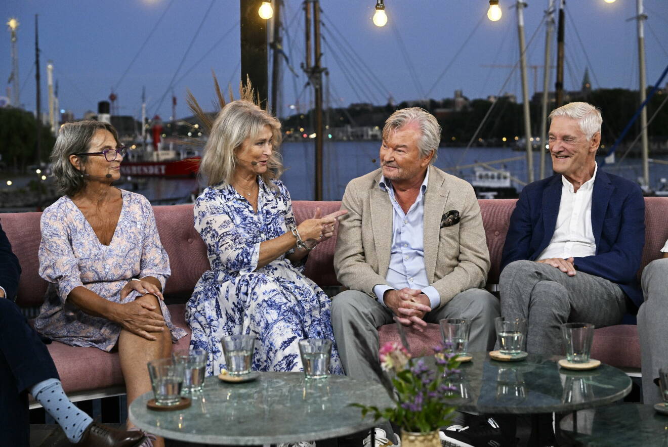 I somras gästade Suzanne Reuter, Lena Endre, Peter Dalle och Claes Månsson säsongsfinalen av Tilde de Paula Ebys talkshow Tilde.