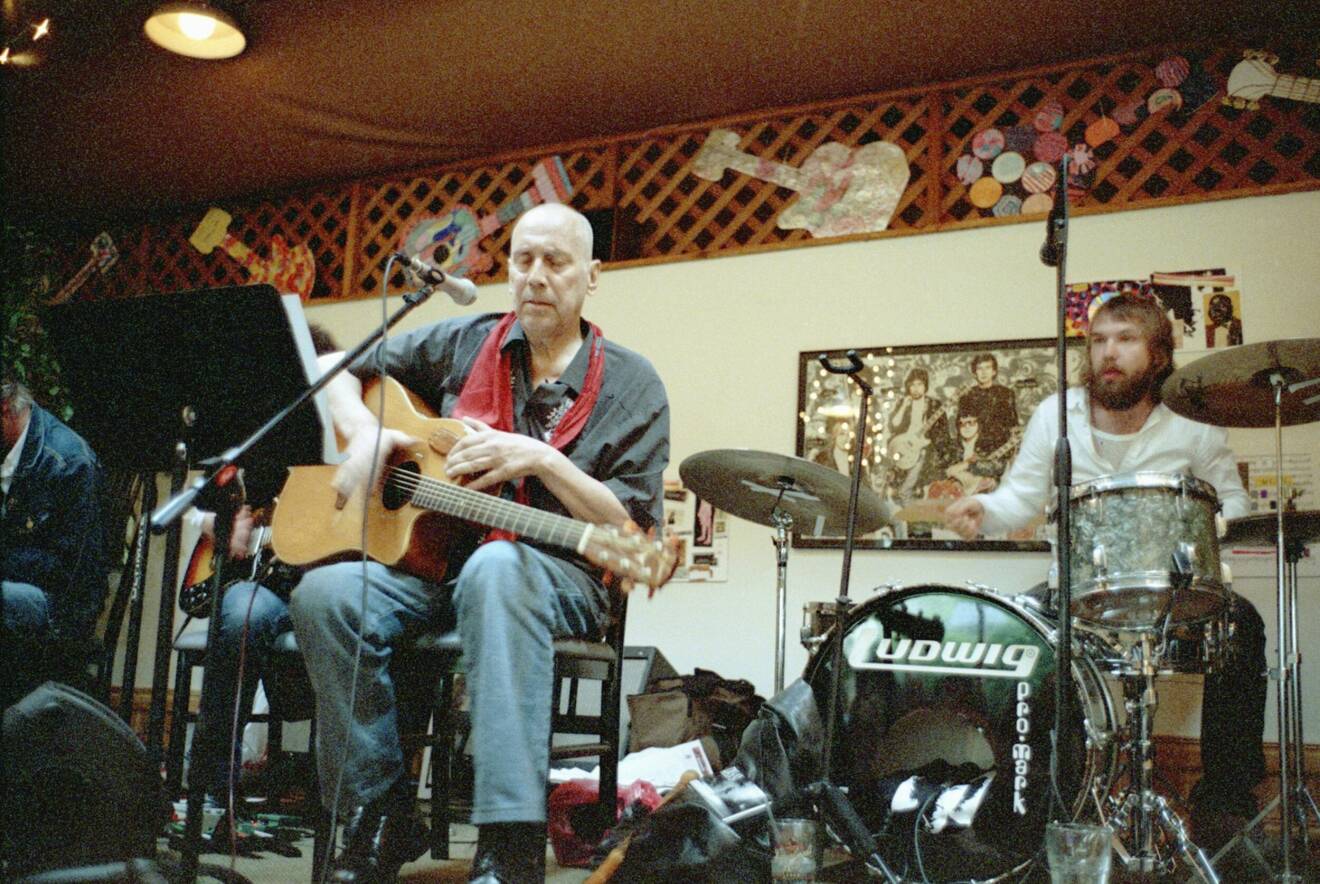 Totta Näslund höll en hyllningskonsert till Bob Dylan på Zimmys i Hibbing Minnsota, USA, bara veckor innan han gick bort.