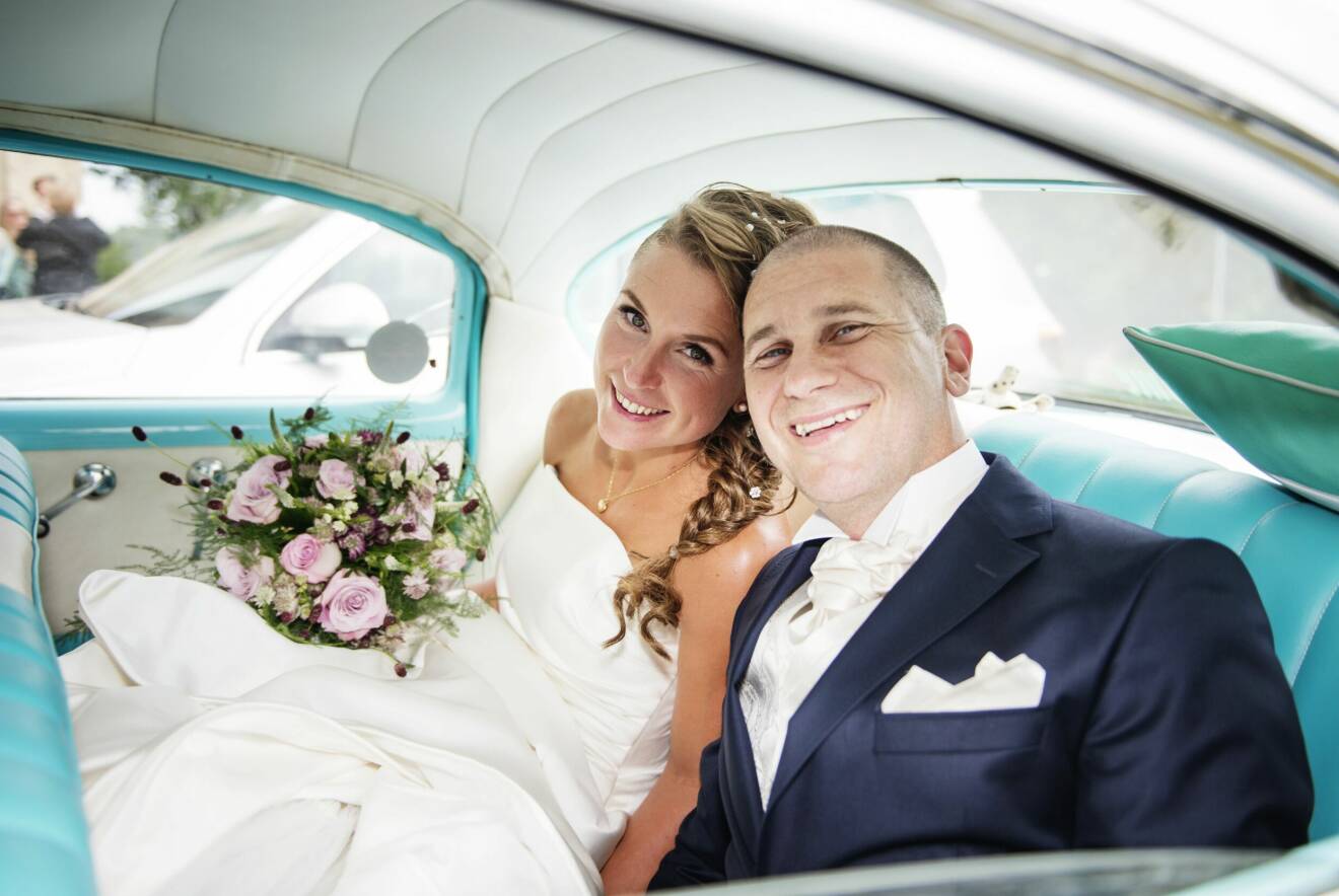 Marko Lehtosalo och Jessica efter deras sommarbröllop år 2014.
