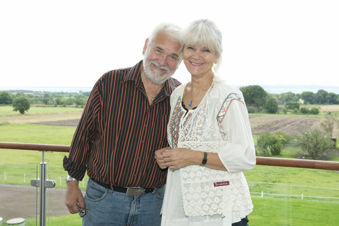 Hasse Andersson och hustrun Monica Forsberg fotade under ett hemma hos-reportage år 2012.