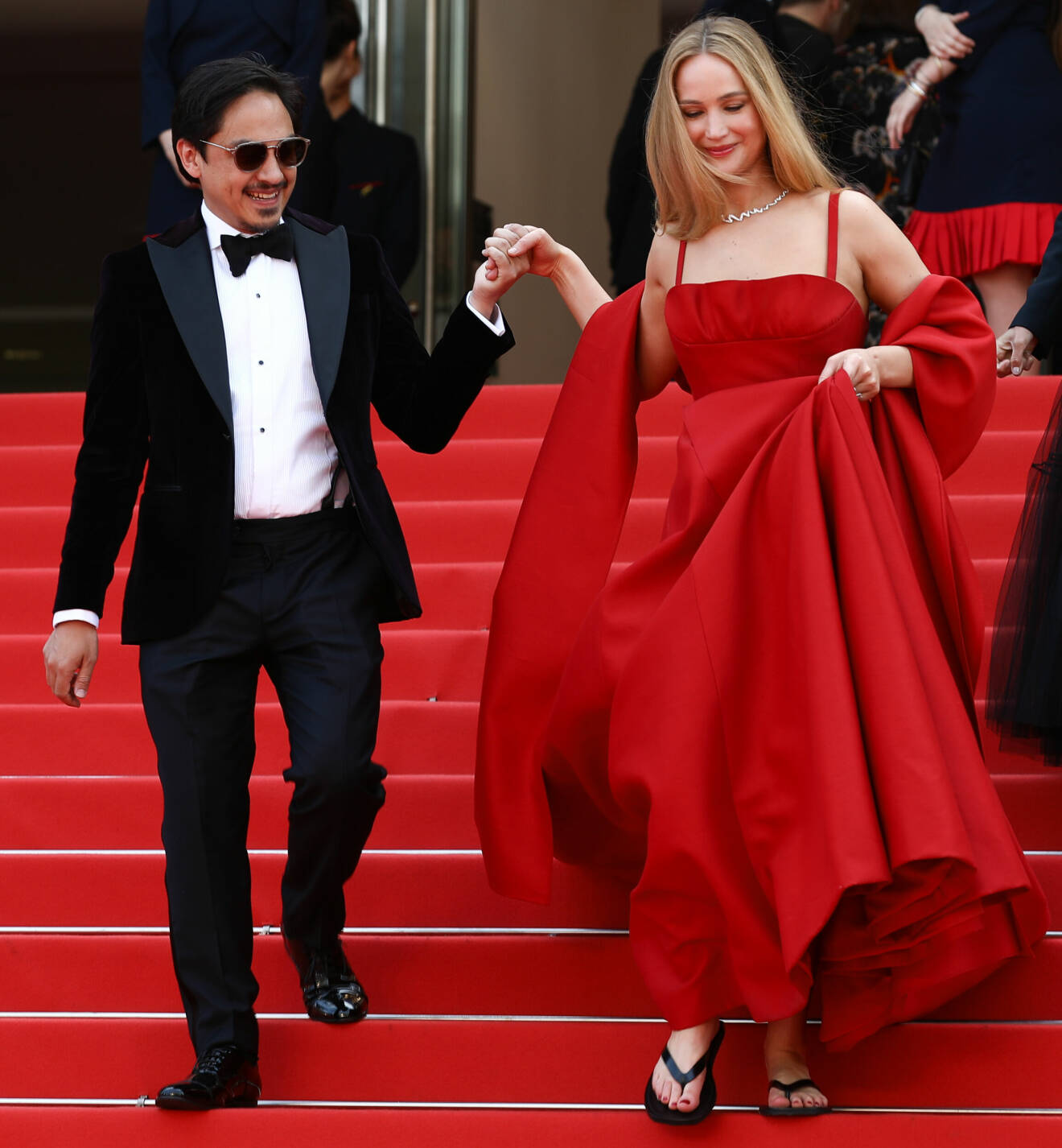 Jennifer Lawrence flip-flops 2023 Cannes filmfestival