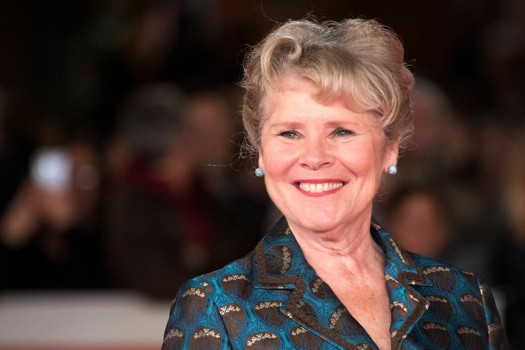 Imelda Staunton tar över som drottning Elizabeth II efter Olivia Colman i säsong 5. Imelda Staunton