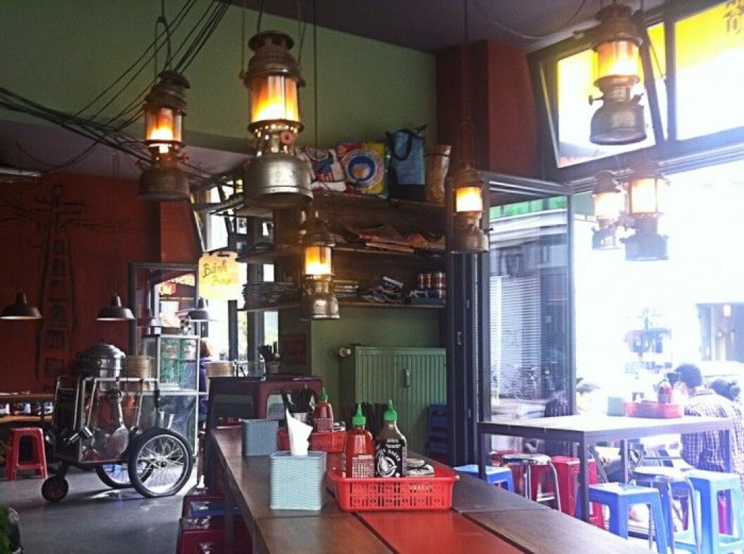 Restaurang District Mot med vietnamesiskt street food koncept. Skönt häng, god mat och bra ställe för trend spaning! IMG_0889