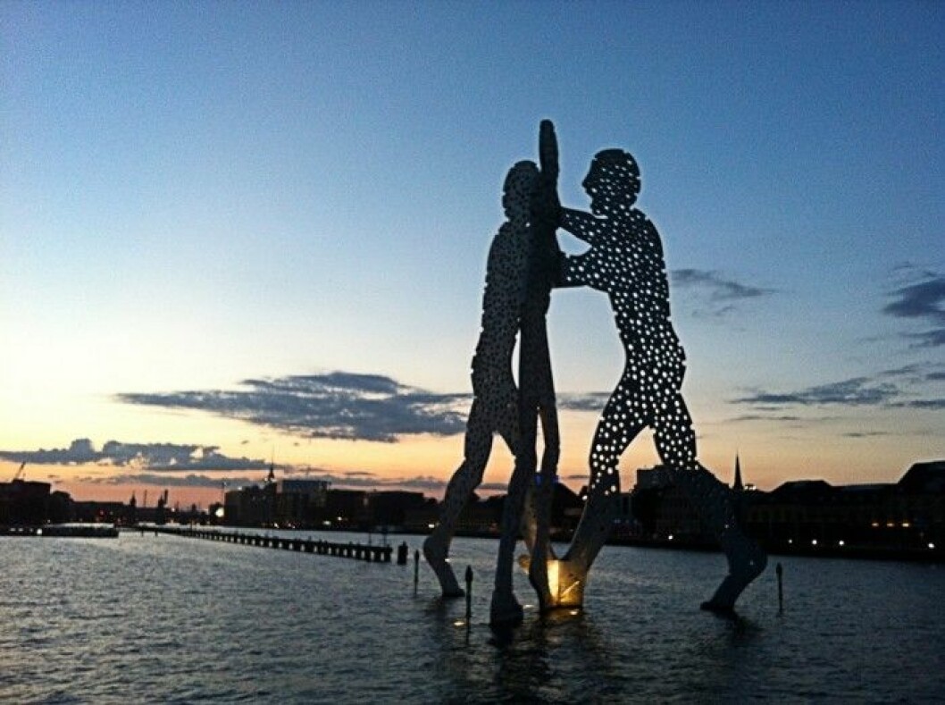 Molecule Man i floden Spree designad av den amerikanska konstnären Jonathan Borofsky. IMG_0813