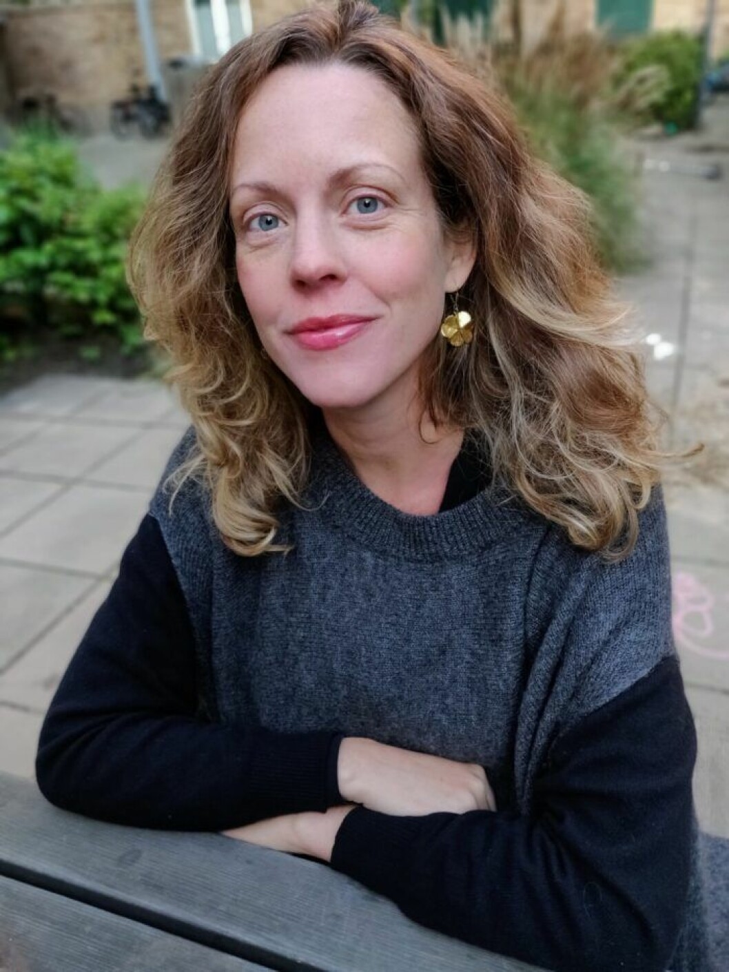 Johanna Darnéus är författaren bakom boken Livet på neo. Författaren och journalisten Johanna Darnéus.