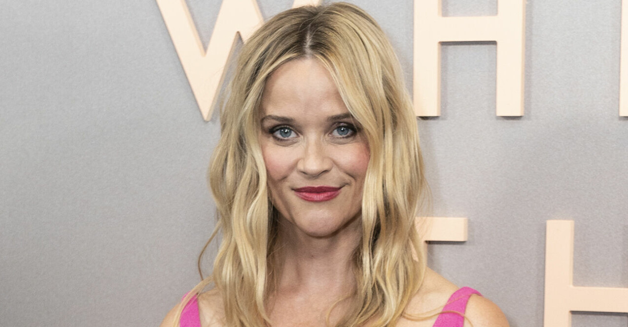 rosa klänning reese witherspoon