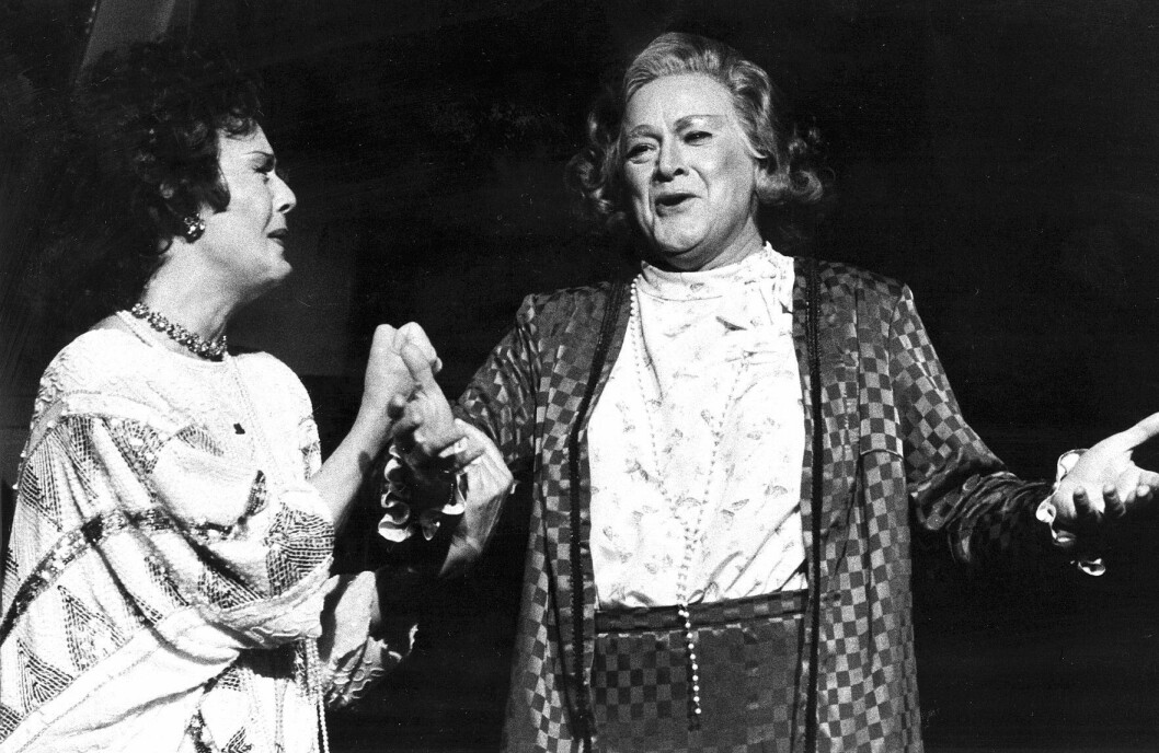 Gaby Stenberg och Jan Malmsjö på teatersscenen, 1985-1986.