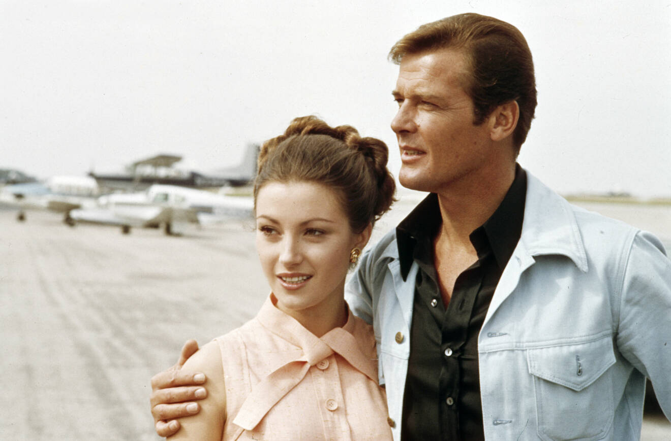 Jane Seymour och Roger Moore i Live and let die.