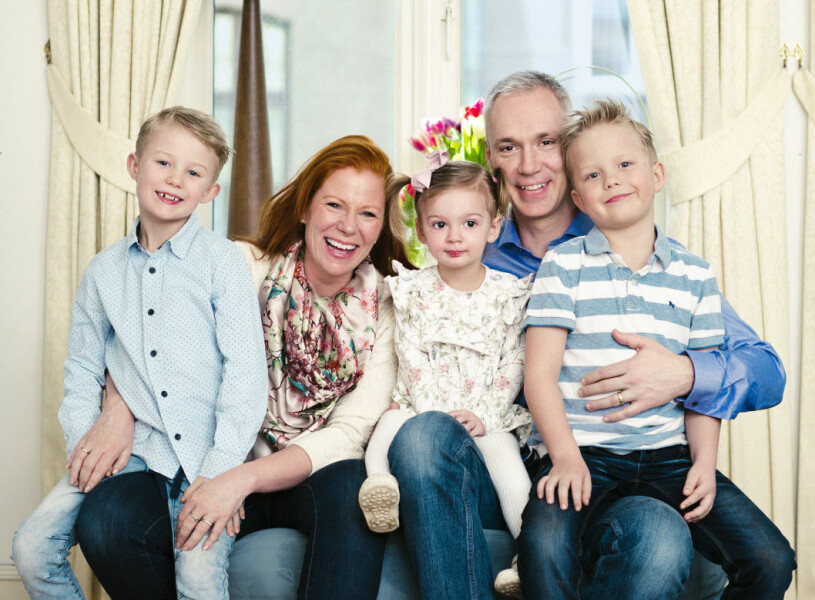 Jannike fick en familj till slut. Från vänster Max, Jannike, Minken, Roy och Melvin.