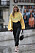 Jeanette Madsen bär trendig street style outfit