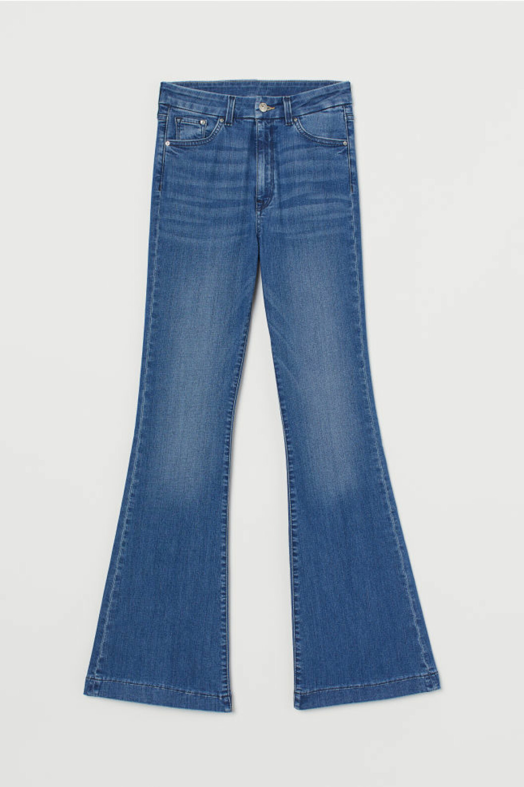 Jeans med utsvängda ben