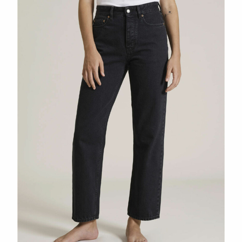 Jeans Won hundred