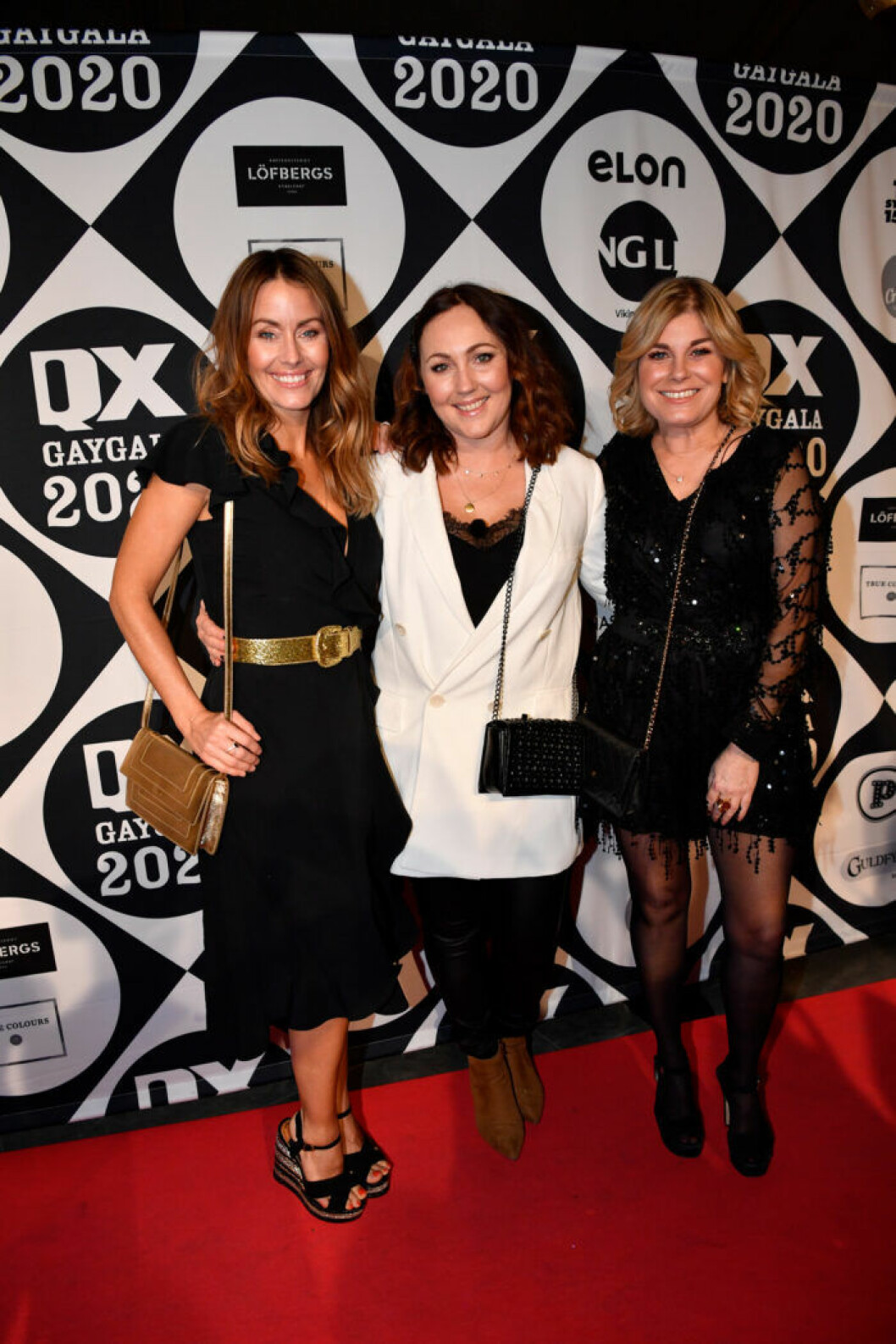 Jessica Wahlgren, Hanna Hedlund och Pernilla Wahlgren. Jessica Wahlgren, Hanna Hedlund och Pernilla Wahlgren på röda mattan på QX-galan 2020