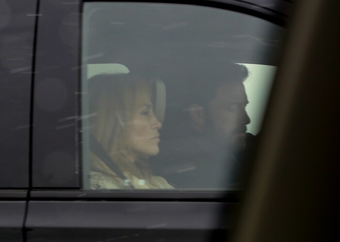 Jennifer Lopez och Ben Affleck åker bil ihop sedan de tagit upp kontakten igen. Jennifer lopez och ben affleck åker bil