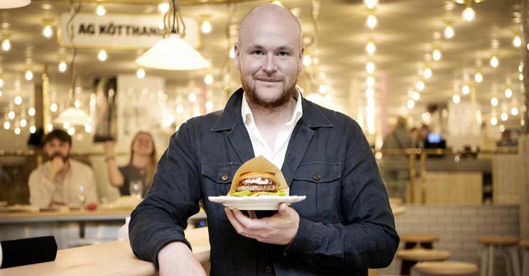 Johan Jureskog har startat en egen hamburgerkedja vid namn Jureskog. Han driver även en av Sveriges bästa köttrestauranger, AG, och klassiska Rolfs kök. johan jureskog