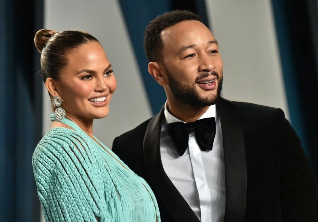 John Legend och Chrissy Teigen har två barn tillsammans. John Legend och Chrissy Teigen på röda mattan