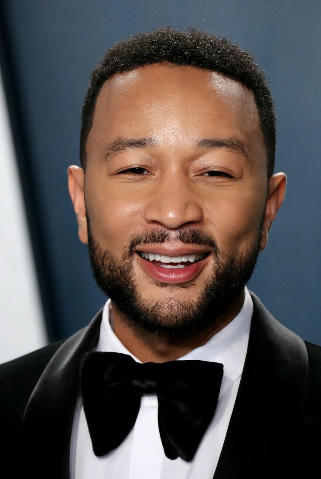 John försäkrar att det inte var hans idé att kalla sig för Legend. john legend