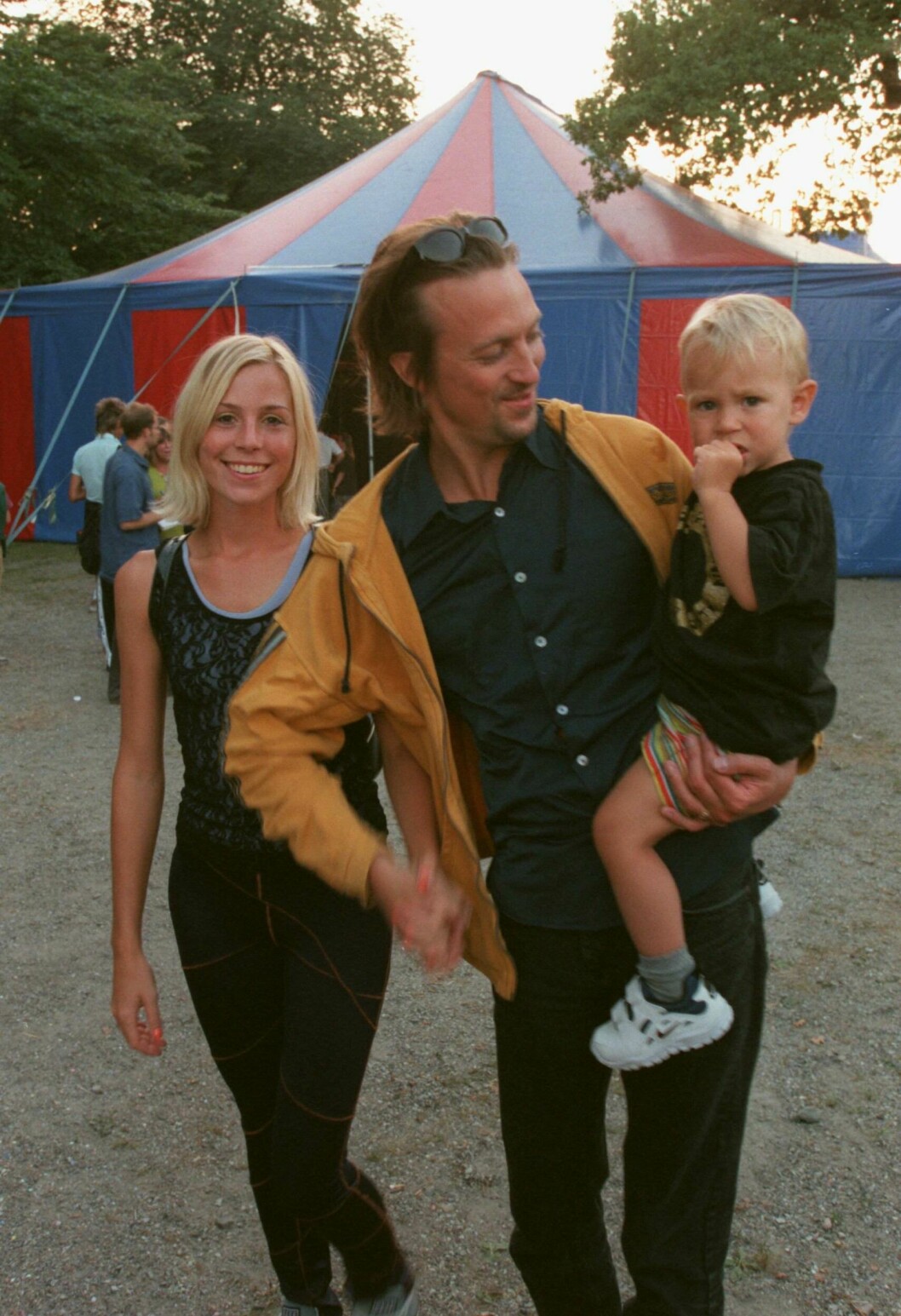 Josefin, Wille och Roderick Crafoord på cirkus 1997. Josefin, Wille och Roderick Crafoord på cirkus 1997.