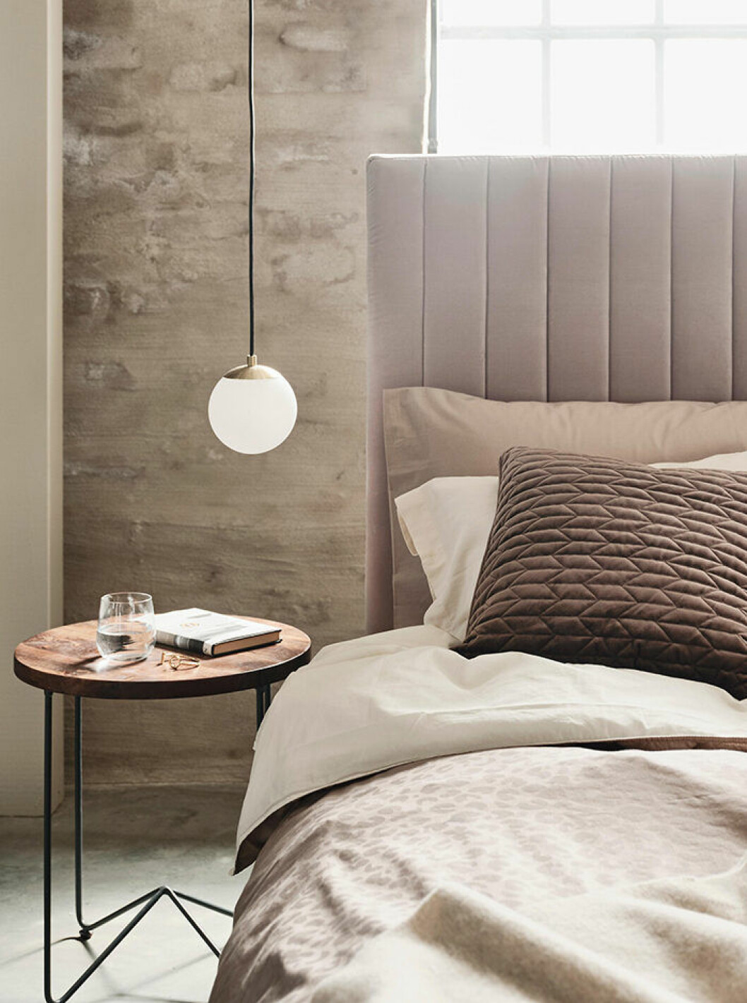 Foto: Jotex Beige är höstens trendfärg