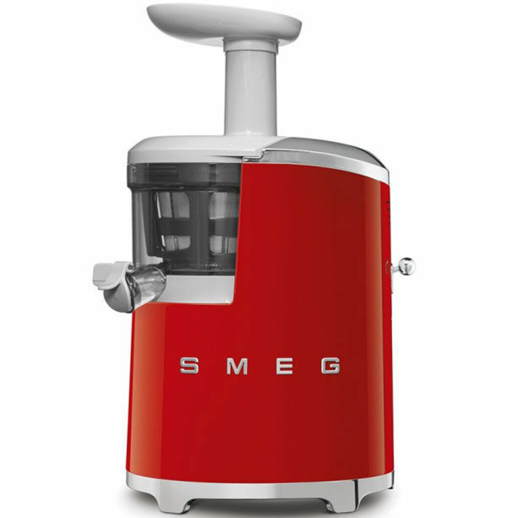Smeg Slow juicer Smeg Slow Juicer är den snyggaste juicemaskinen på marknaden.