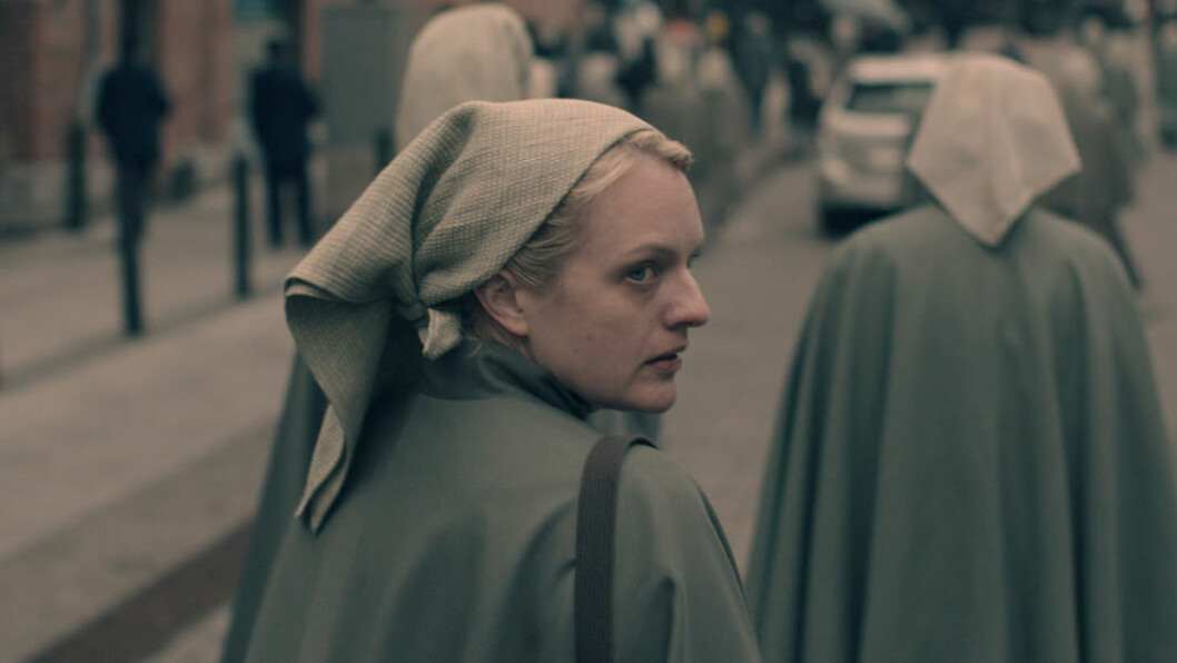 Betyder den gröna klädseln att June återvänder som Martha i säsong tre? Foto: HBO June i The Handmaids Tale säsong 3.