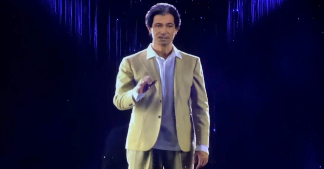 Kim Kardashians avlidne far Robert Kardashian framträdde som hologram på hennes 40-årsdag. Kim Kardashians avlidne far Robert Kardashian framträdde som hologram på hennes 40-årsdag.