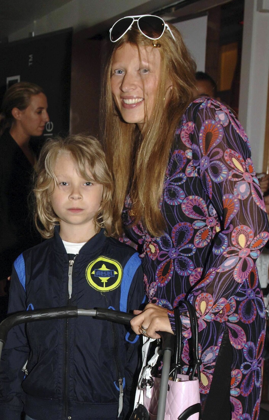 Kasper Norrman med mamma Patricia Borg 2005. kasper och patricia borg