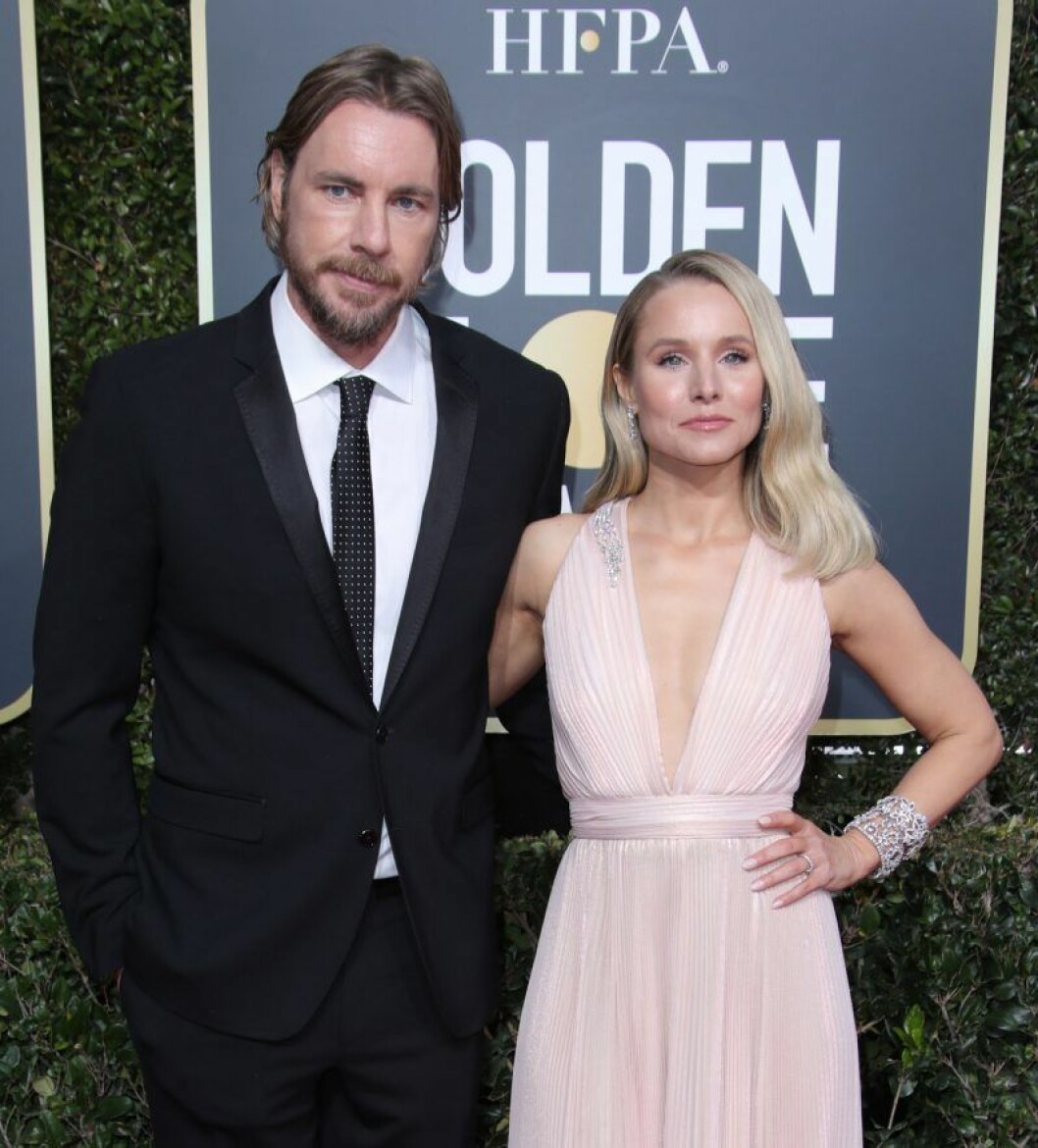 Kristen Bell och Dax Shepard arbetar båda som skådespelare. Kristen Bell och Dax Shepard på röda mattan