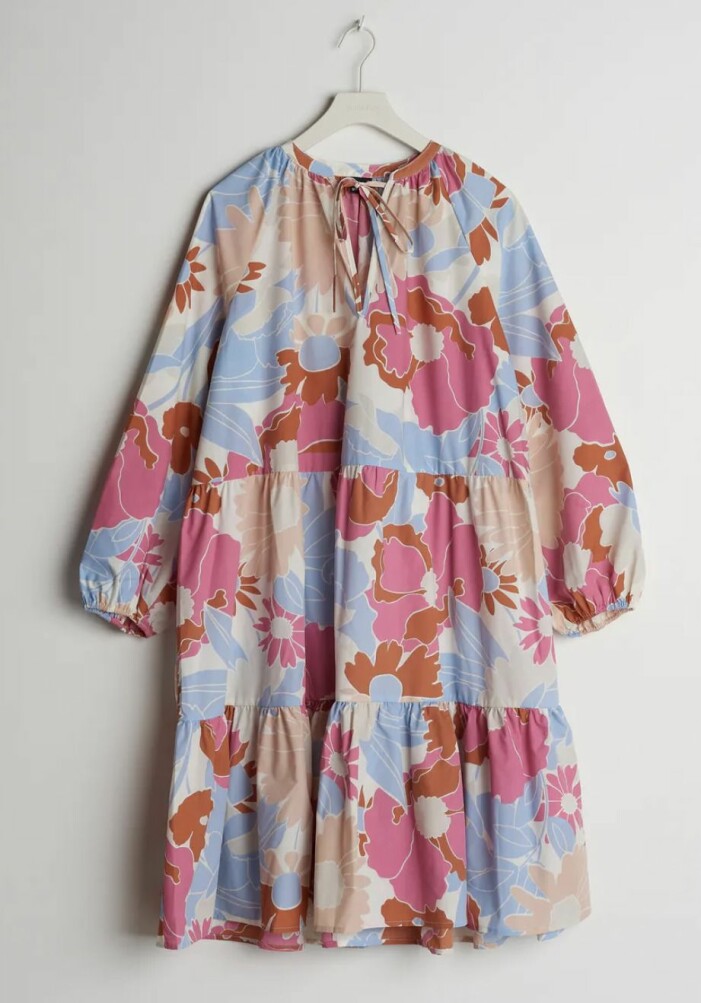 klänning gina tricot