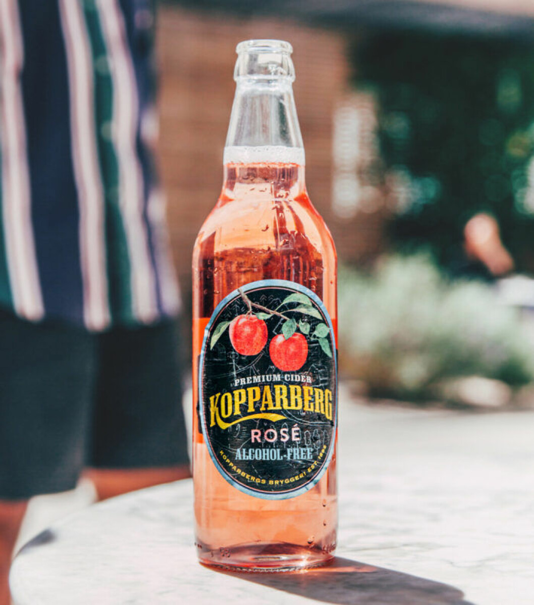 En mindre söt cider lär vara uppskattat hos många. kopparberg rosecider