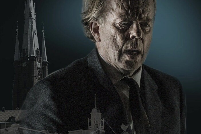 Krister Henriksson som Doktor Glas. Krister Henriksson som Doktor Glas.