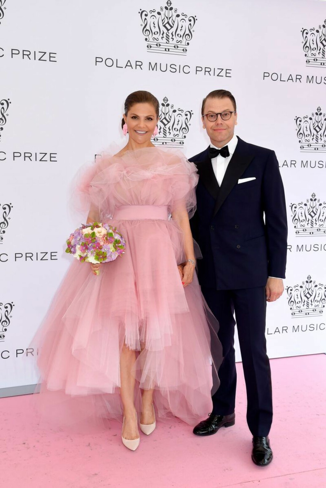 Kronprinsessan Victoria och prins Daniel. Kronprinsessan Victoria och prins Daniel på rosa mattan på Polarpriset 2019